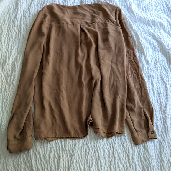 Forever 21 Small Beige Blouse - Picture 2 of 4